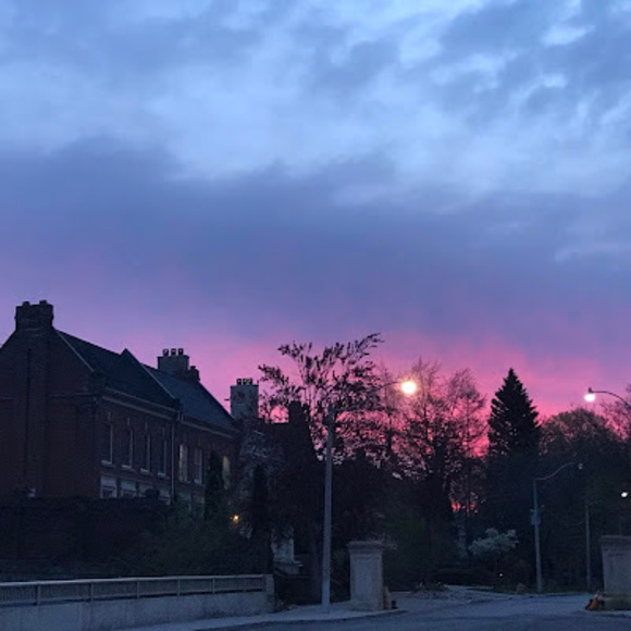 Profile Picture of Anh Thu (@tttttt218) on Poshmark