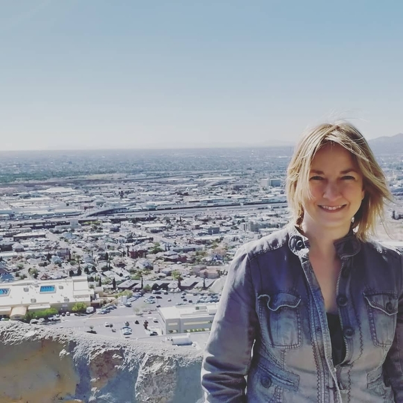 Profile Picture of Carla Hackaday (@cmhackad) on Poshmark