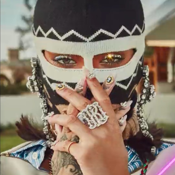 Profile Picture of Grace Minoui (@gminoui_225) on Poshmark