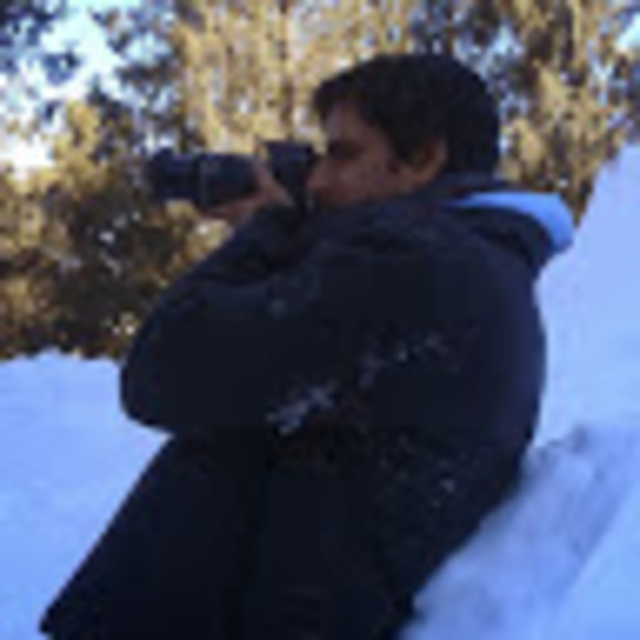 Profile Picture of Vivek Sood (@vivek_sood) on Poshmark