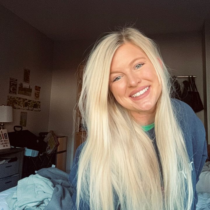 Profile Picture of Caitmillar_ (@cmillar98) on Tiktok