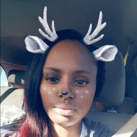 Profile Picture of Aisha Higgins (@aisha5593) on Poshmark