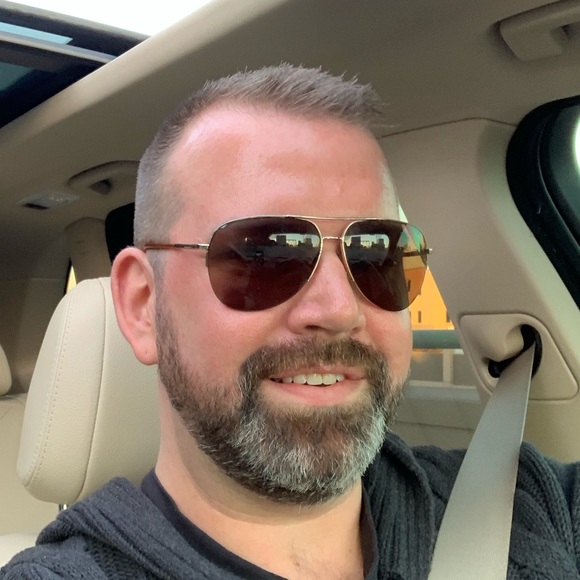 Profile Picture of Michael Remus (@bearcub82) on Poshmark