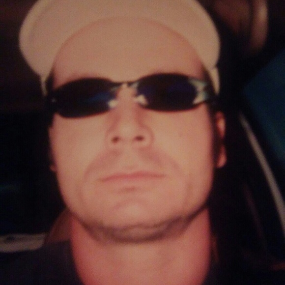 Profile Picture of Jeff Stewart (@jeffstewart153) on Poshmark