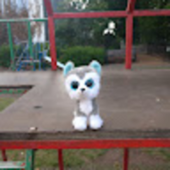 Profile Picture of Hope Toogood (@hope_toogood) on Poshmark