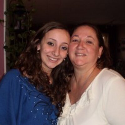 Profile Picture of Lisa Cunningham (@Lisa_Cunning) on Twitter