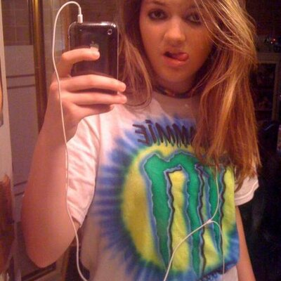 Profile Picture of Sam Addison (@SummerAnnBieber) on Twitter