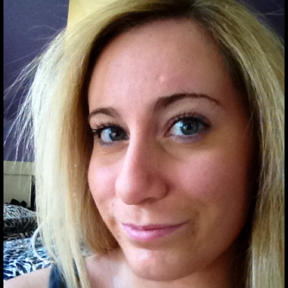 Profile Picture of Kiersten Young (@kayoung) on Poshmark