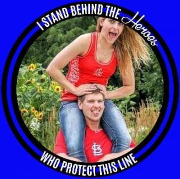 Profile Picture of Makenzie Fleshner (@kenziejo91) on Poshmark