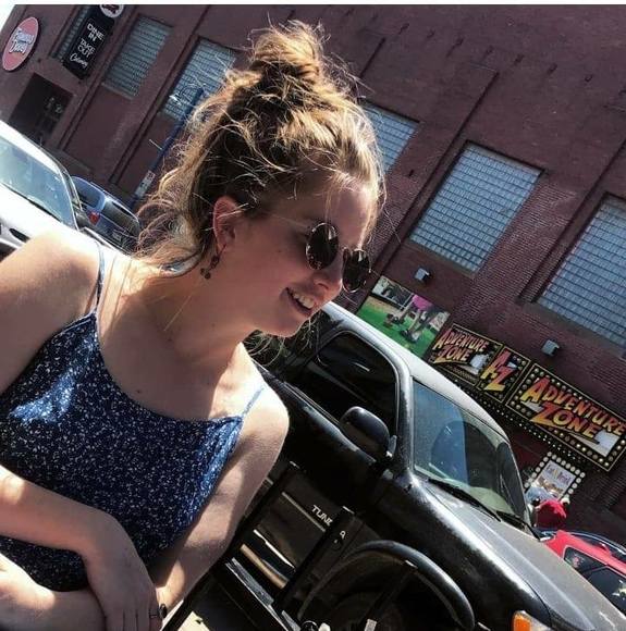 Profile Picture of Paige Antonson (@antonson5) on Poshmark