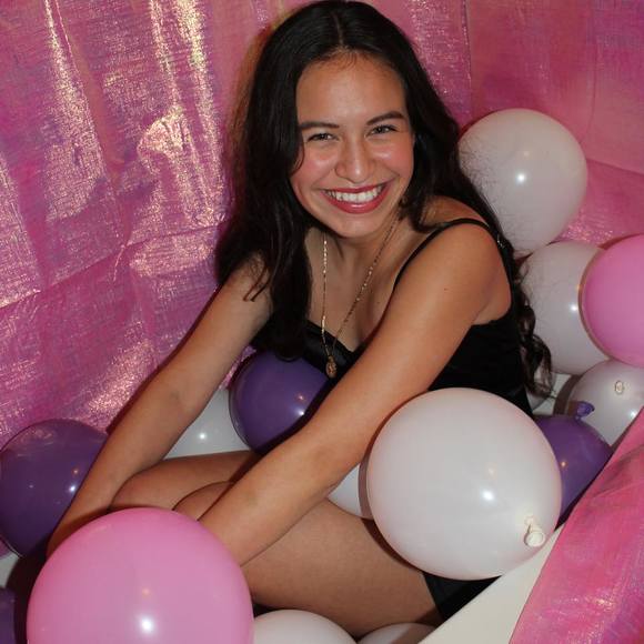 Profile Picture of Cristal Sanchez (@xcrisan) on Poshmark