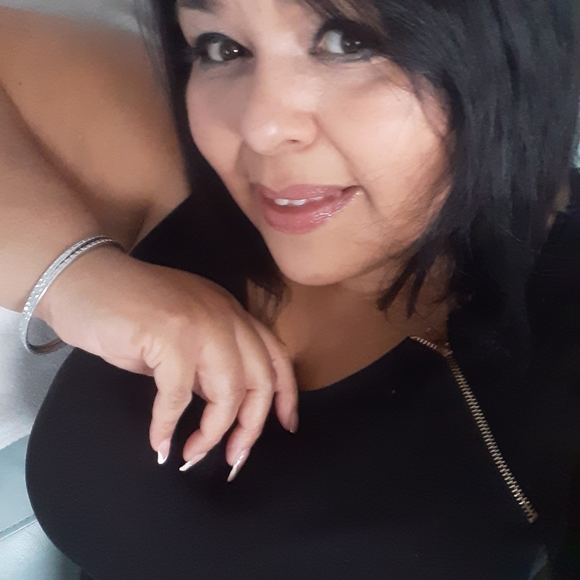 Profile Picture of Ruby Navarrette (@rubynavarrette) on Poshmark