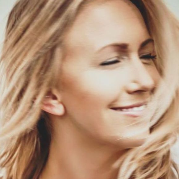 Profile Picture of Eryn Jenkins (@ejenk606) on Poshmark
