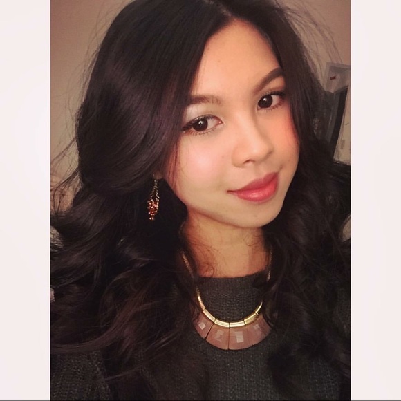 Profile Photo of Mai Chau (@maichau) on Poshmark