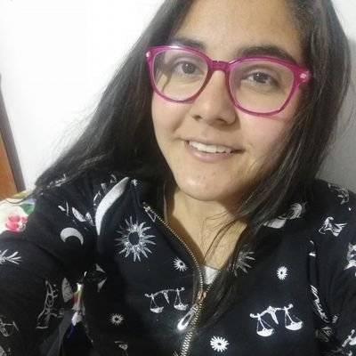 Profile Picture of Daniela Tabares G (@danienlle1) on Twitter