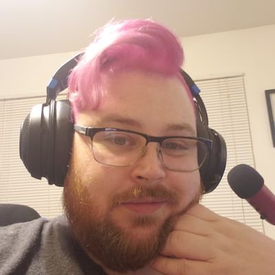 Profile Picture of Travis Charles (@OMGitsTravy) on Twitter