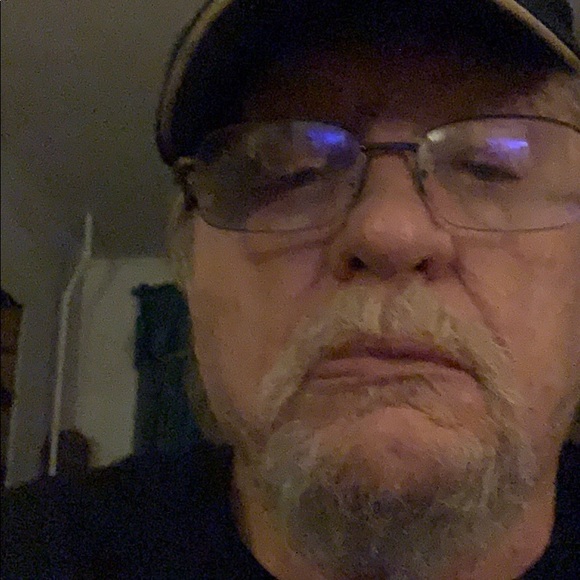 Profile Picture of Jeffrey Walker (@harvey604) on Poshmark