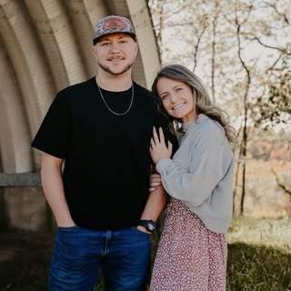 Profile Picture of ℓeah вailey (@leah_bailey) on Instagram