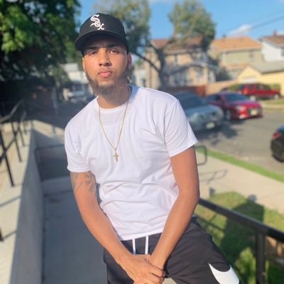 Profile Picture of Daniel Burton💫 (@_dannyburton) on Twitter