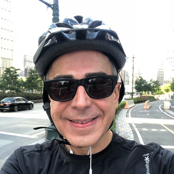 Profile Picture of Guillermo Pacheco (@gaps135) on Poshmark