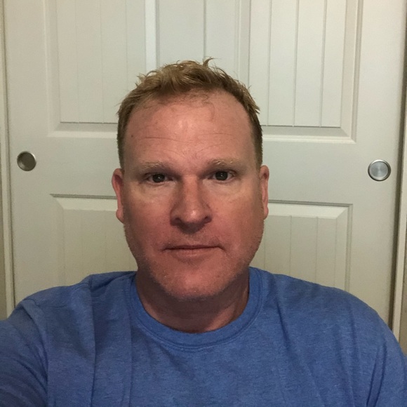 Profile Picture of David Epperson (@dmepper) on Poshmark