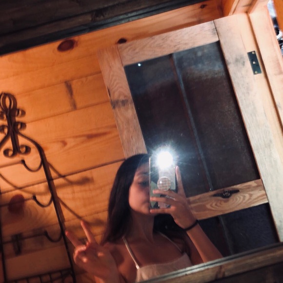 Profile Picture of Cazy Ozkan (@cazy_) on Poshmark
