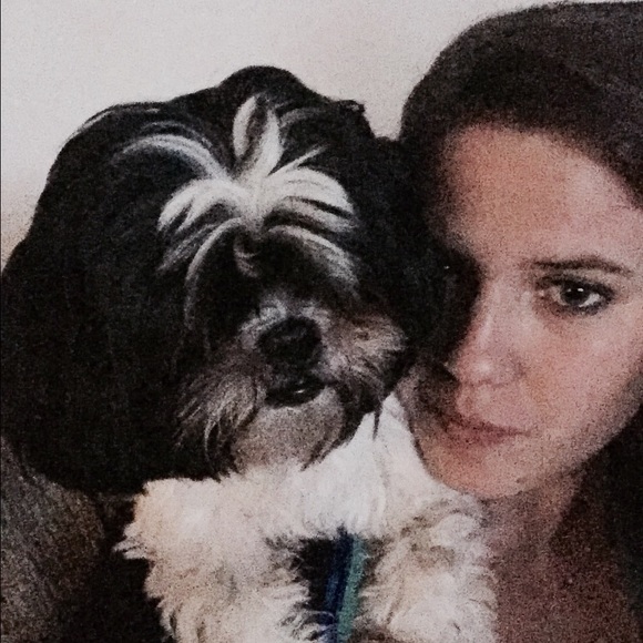 Profile Picture of Alex Kasun (@amkasun07) on Poshmark