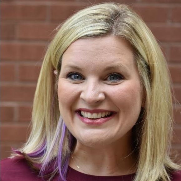 Profile Picture of Amanda Reiser (@amreiser4) on Poshmark