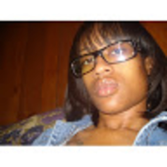 Profile Picture of Monica Holloway (@mahollo26) on Poshmark