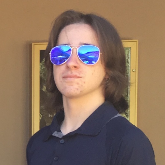 Profile Picture of Johnny Lucarelli (@johnnyboy1015) on Poshmark