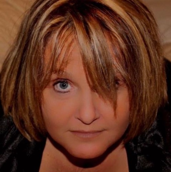 Profile Picture of Shawna Fluty burnette (@seburnette444) on Poshmark