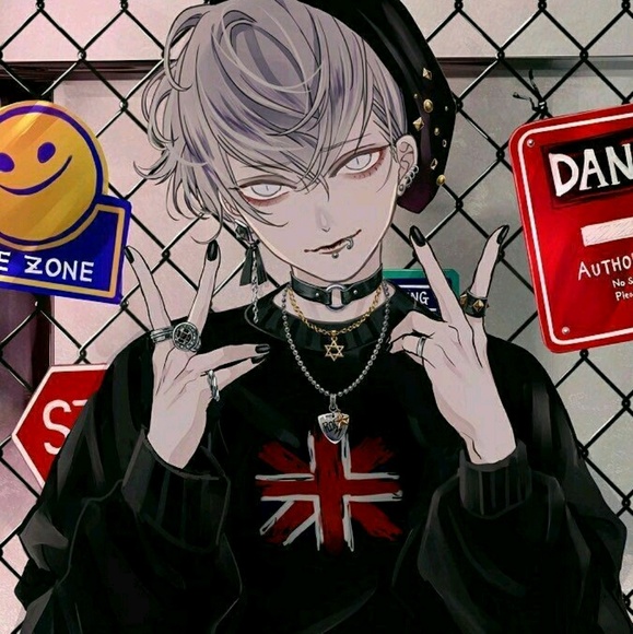 Profile Picture of Athena Rose (@slvrmoonwolf) on Poshmark