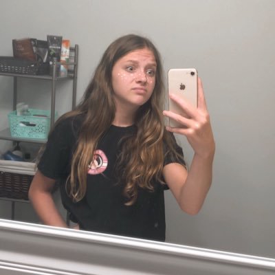 Profile Picture of Candice Simons (@candicesimons3) on Twitter