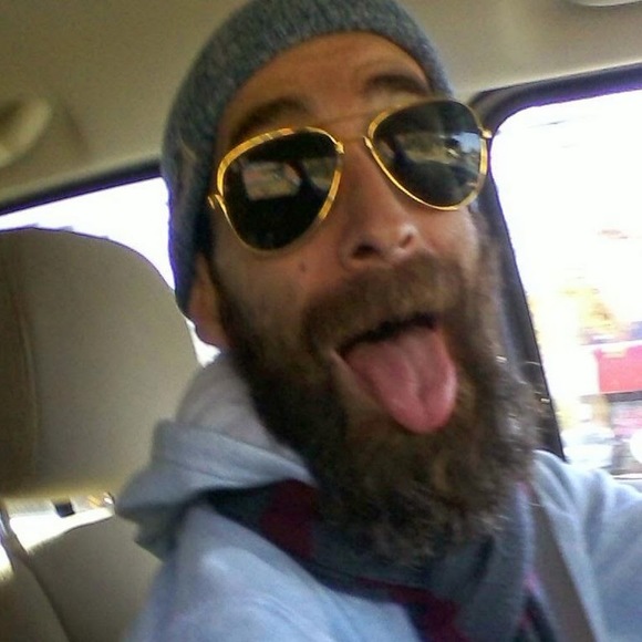 Profile Picture of Daniel Rubner (@danielrubner) on Poshmark