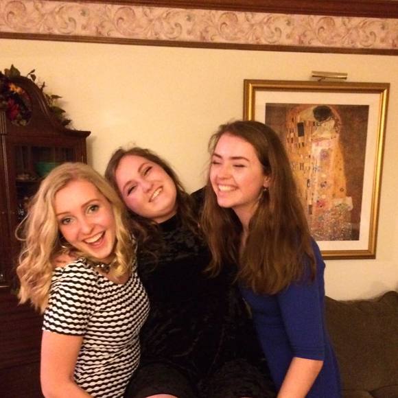 Profile Picture of Lucy Potter (@lucy__bp) on Poshmark