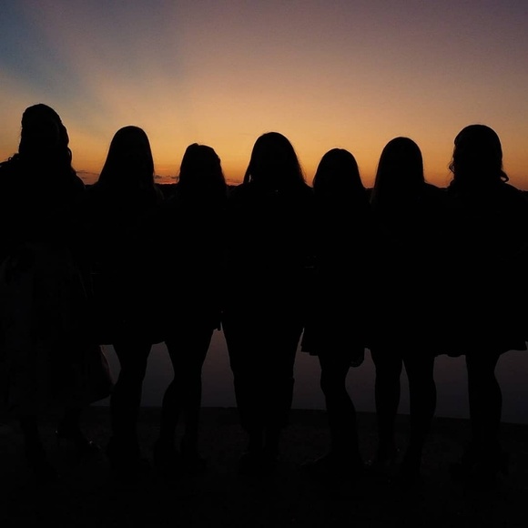 Profile Picture of Alyssa Deckinga (@alyssa050513) on Poshmark