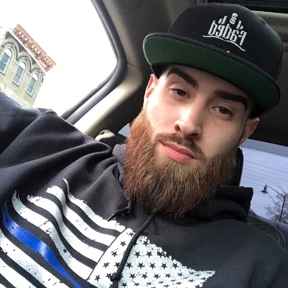 Profile Picture of Chris Ramos (@fadedchris908) on Poshmark