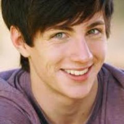 Profile Picture of Ryan James Madsen (@RyanMadsen4) on Twitter