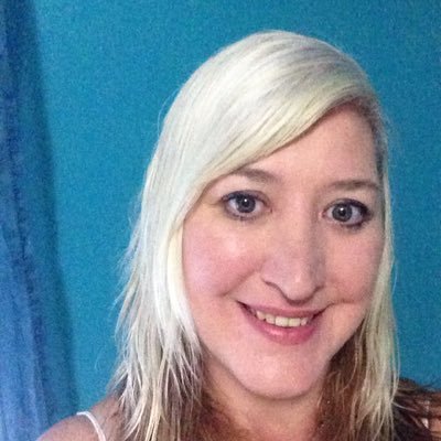 Profile Picture of Tina Meadows (@tikaexpress) on Twitter