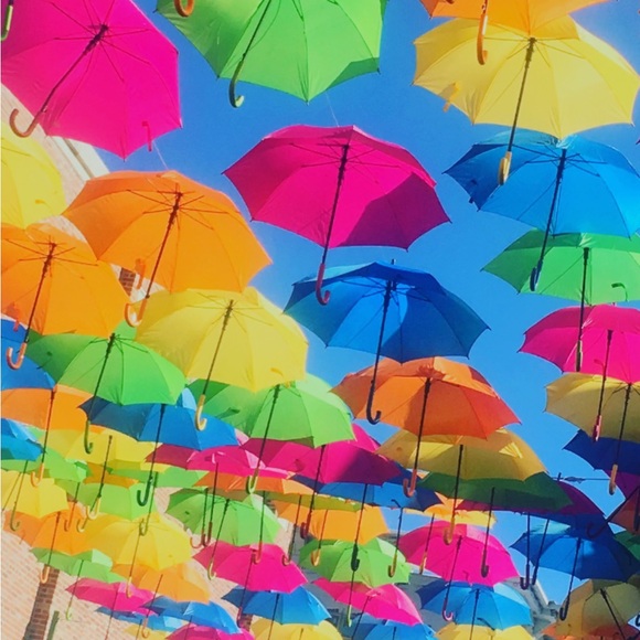 Profile Picture of Sara Cavener (@bay_cav251) on Poshmark