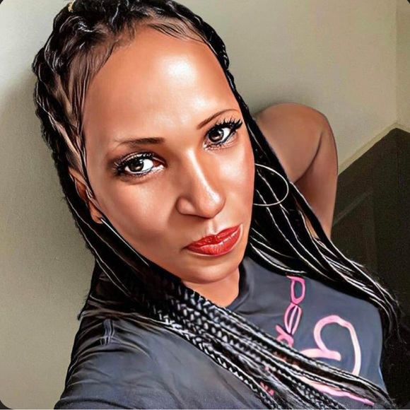 Profile Picture of Wanda Stokes (@wstokes713) on Poshmark