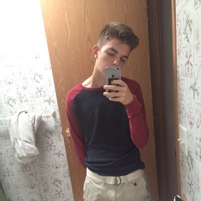 Profile Picture of Scott Day😛 (@_scottday) on Tiktok