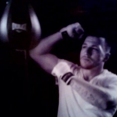 Profile Picture of Derek Whitlock (@derek_whitlock) on Twitter