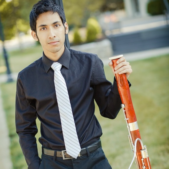 Raymundo Jacinto - Poshmark Profile Picture of Raymundo Jacinto (@bassoonshine) on Poshmark