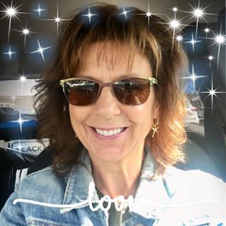 Profile Picture of Darlene MichalczukBertin (@darlene.michalczukbertin) on Facebook