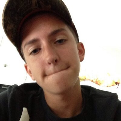 Profile Picture of Corey Thomas Milam (@CoreyDis) on Twitter