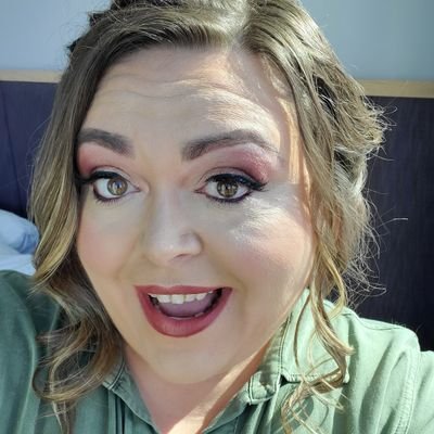 Profile Picture of Lisa Hacker (@Hacker1Lisa) on Twitter