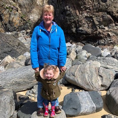 Profile Picture of Mandy Dick (@Dick6Mandy) on Twitter