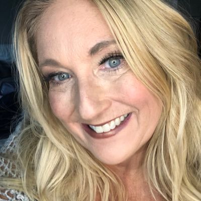 Profile Picture of Kathy Barnhart (@kat_barnhart) on Twitter