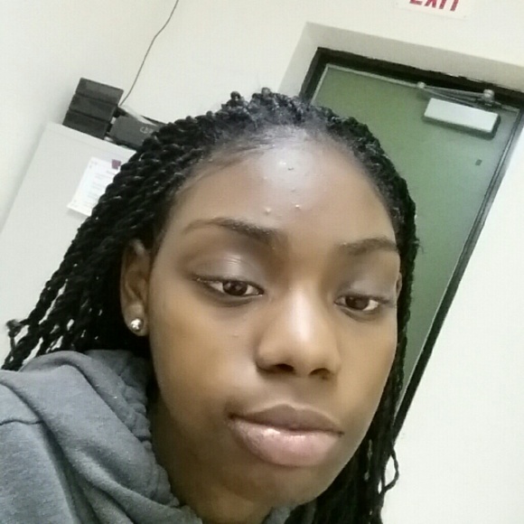 Profile Picture of Jolisa Smith (@jolisaballer) on Poshmark